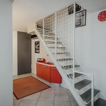 Free Garage 20 Min From Venice - Business House Apartament
